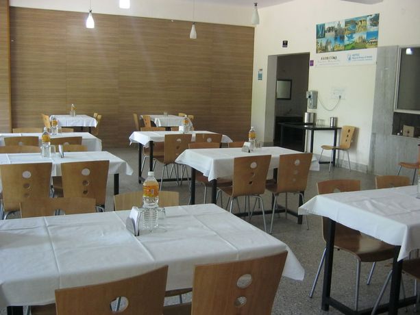 Imagen del bar/restaurante del Hotel KSTDC Mayura Kauvery. Foto 5