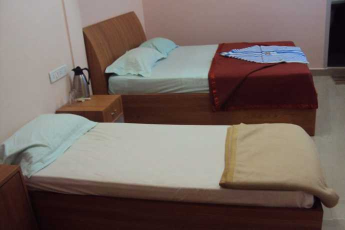 Imagen de la habitación del Hotel KSTDC Mayura Kauvery. Foto 16