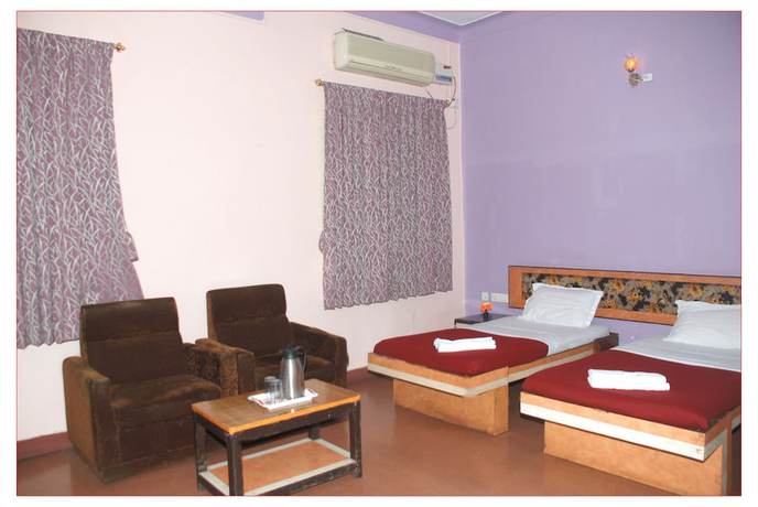 Imagen de la habitación del Hotel KSTDC Mayura Vijayanagara. Foto 8