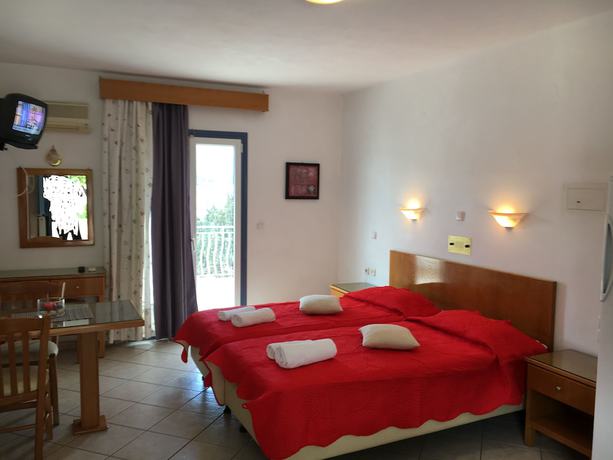 Imagen de la habitación del Hotel KTM Sunny Villas. Foto 16