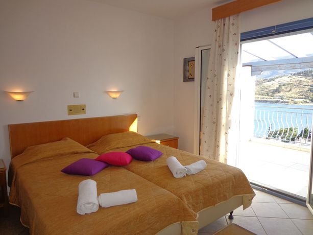 Imagen de la habitación del Hotel KTM Sunny Villas. Foto 18