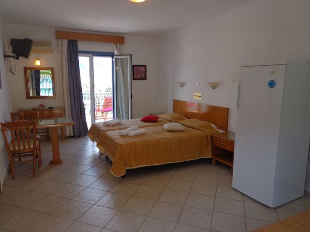 Imagen de la habitación del Hotel KTM Sunny Villas. Foto 19