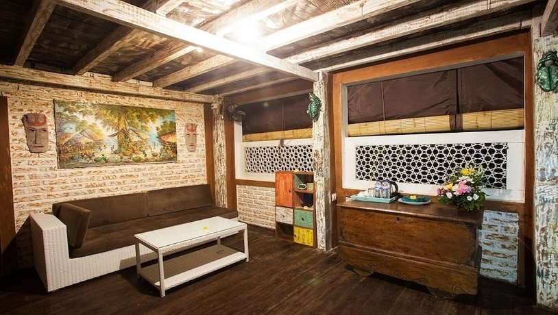 Imagen de la habitación del Hotel KTS Balinese Villas. Foto 18