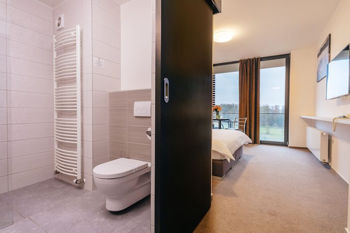 Imagen de la habitación del Hotel K-Triumf resort. Foto 10