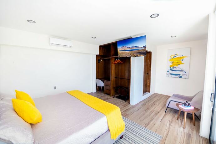 Imagen general del Hotel KUKO SUITES. Foto 2