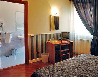 Imagen de la habitación del Hotel KURSAAL, N&aacute;poles. Foto 3