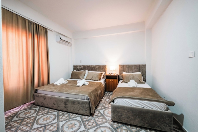 Imagen de la habitación del Hotel KURTI. Foto 2