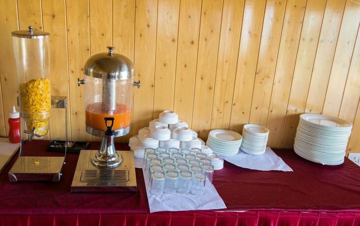 Imagen general del Hotel KVR Clarks Inn, Kufri. Foto 6