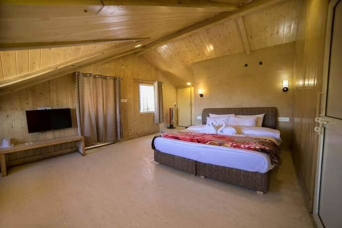 Imagen de la habitación del Hotel KVR Clarks Inn, Kufri. Foto 19