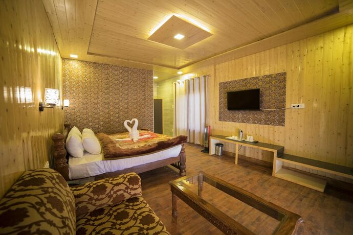 Imagen de la habitación del Hotel KVR Clarks Inn, Kufri. Foto 20