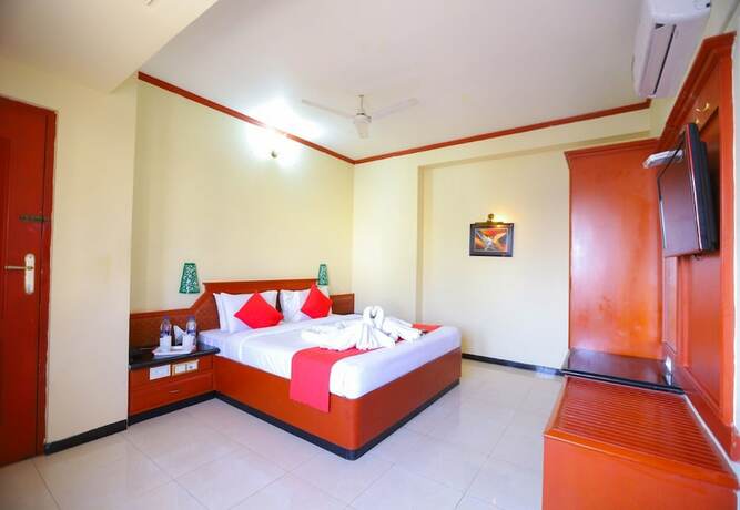 Imagen de la habitación del Hotel KVRs. Foto 15