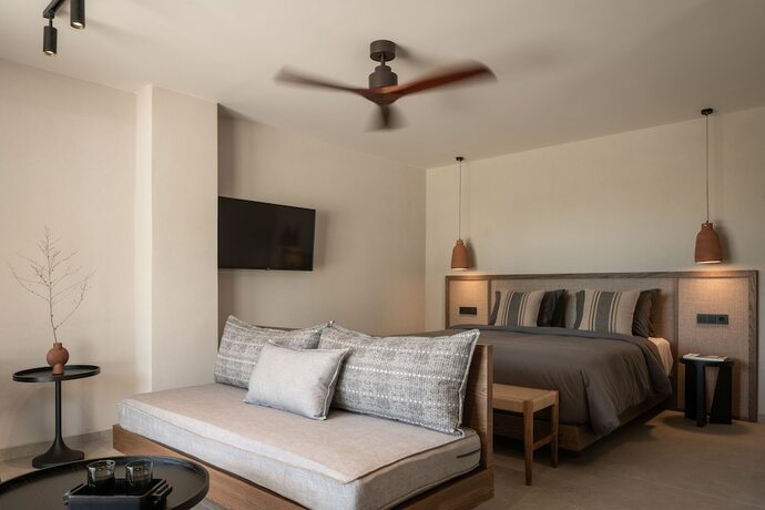 Imagen de la habitación del Hotel KYMĀNI Boutique and Suites. Foto 20
