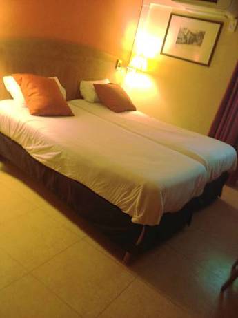 Imagen de la habitación del Hotel KYRIAD GRENOBLE SEYSSINS. Foto 17