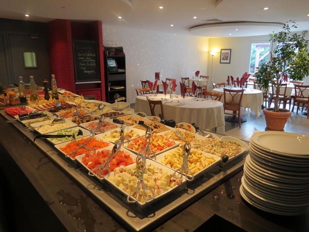 Imagen del bar/restaurante del Hotel KYRIAD GRENOBLE SEYSSINS. Foto 4