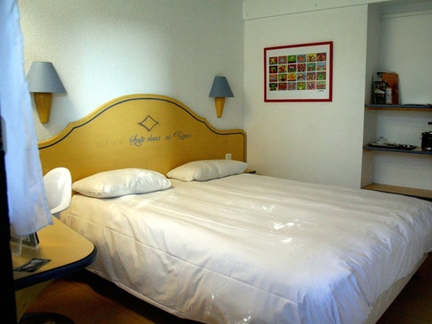 Imagen general del Hotel KYRIAD LE MAS DES OLIVIERS. Foto 1