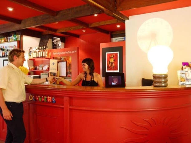 Imagen general del Hotel KYRIAD LE MAS DES OLIVIERS. Foto 4