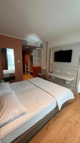 Imagen de la habitación del Hotel KaRe. Foto 15
