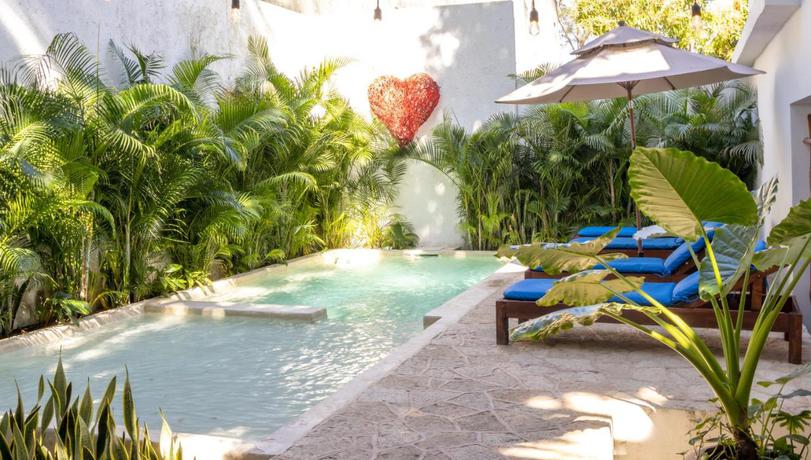 Imagen de la piscina del Hotel Kaab Boho. Foto 13
