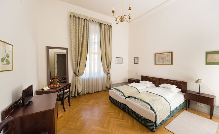 Imagen de la habitación del Hotel Károlyi Kastély and Restaurant. Foto 17