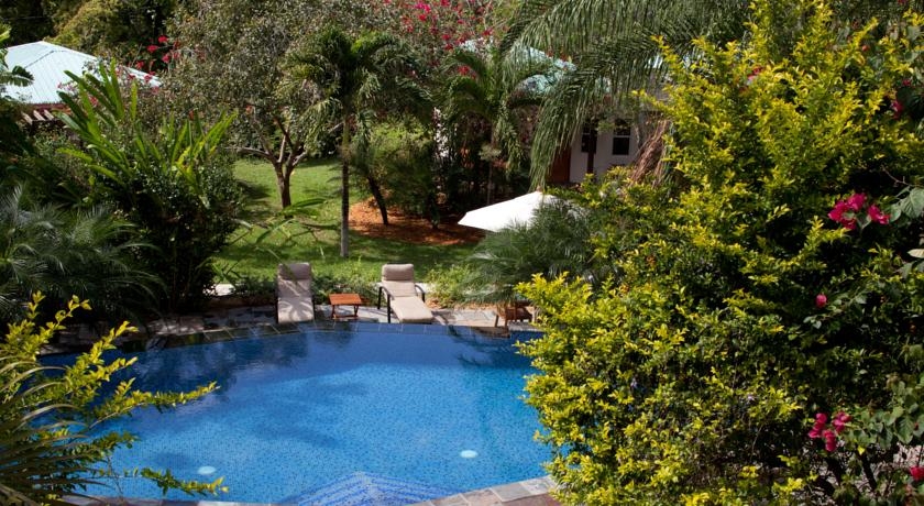 Imagen de la piscina del Hotel Ka'ana Resort. Foto 8
