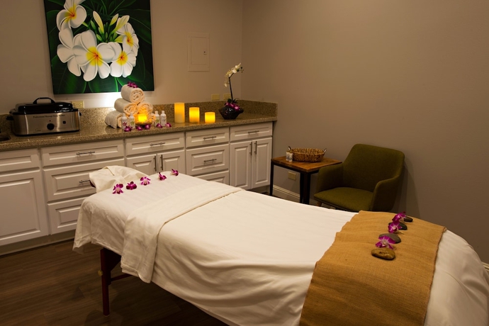 Imagen de la piscina del Hotel Kaanapali Ocean Inn. Foto 19