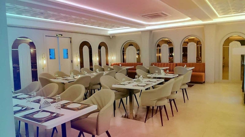 Imagen del bar/restaurante del Hotel Kaashika. Foto 6