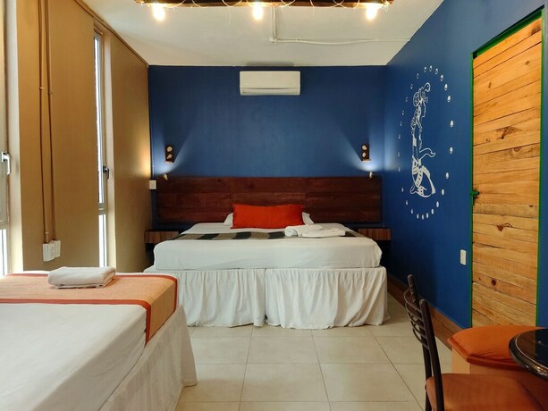 Imagen de la habitación del Hotel Kaban 44. Foto 36