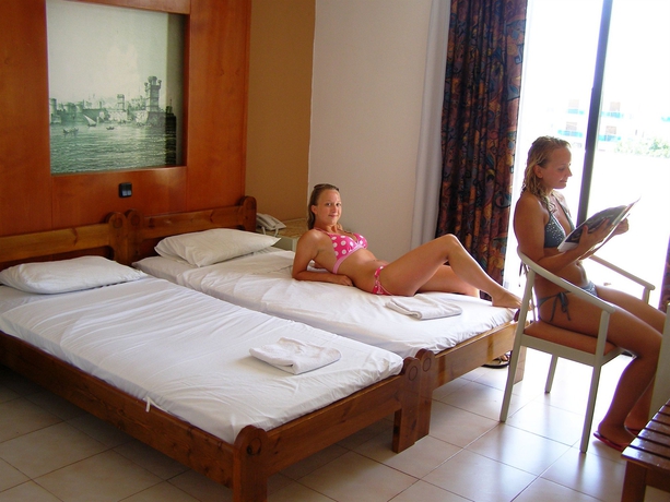 Imagen de la habitación del Hotel Kabanaris Bay. Foto 5