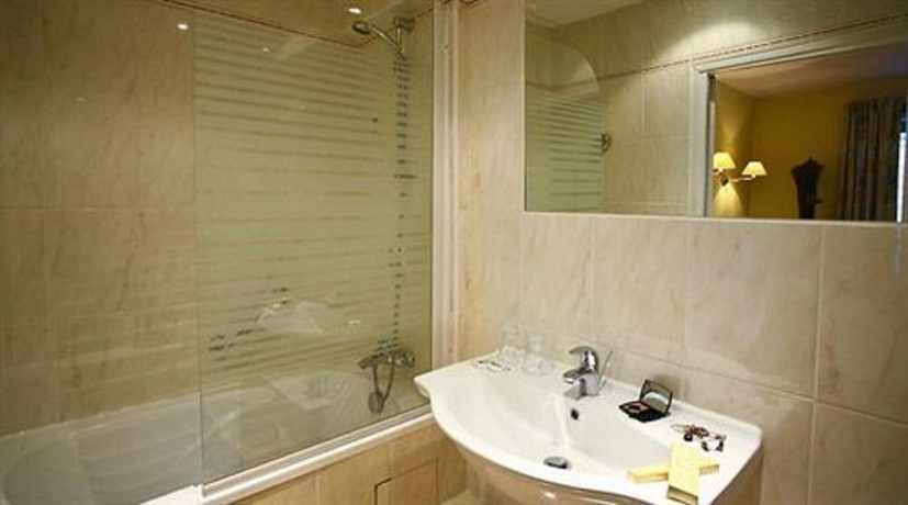 Imagen de la habitación del Hotel Kabanel. Foto 15