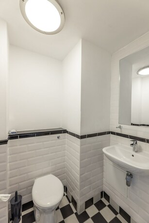 Imagen de la habitación del Hotel Kabannas Liverpool. Foto 17