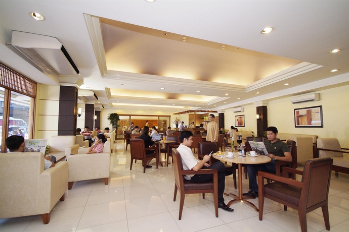 Imagen del bar/restaurante del Hotel Kabayan. Foto 3