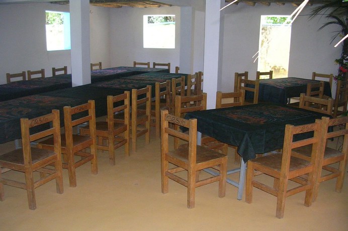 Imagen del bar/restaurante del Hotel Kabekel. Foto 7
