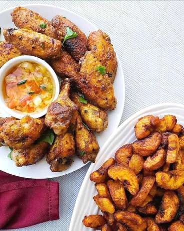 Imagen del bar/restaurante del Hotel Kabz. Foto 7