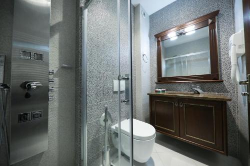 Imagen de la habitación del Hotel Kacinari. Foto 8