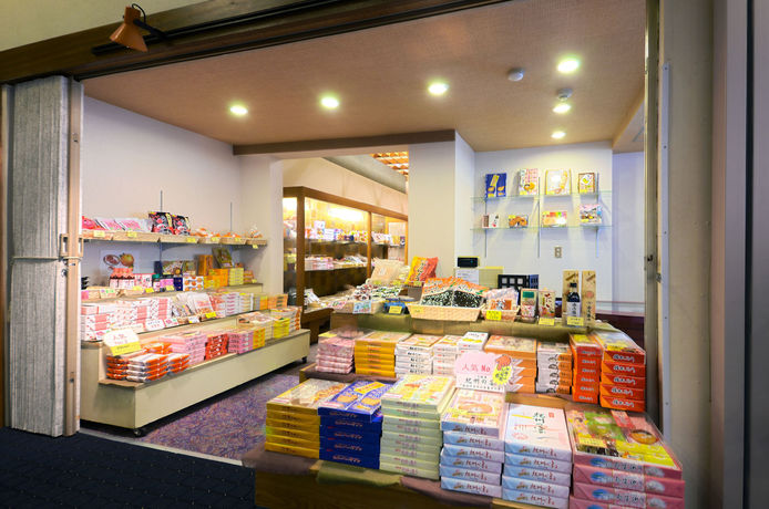 Imagen de los exteriores del Hotel Kada Onsen Seaside Kada Kaigetsu. Foto 11