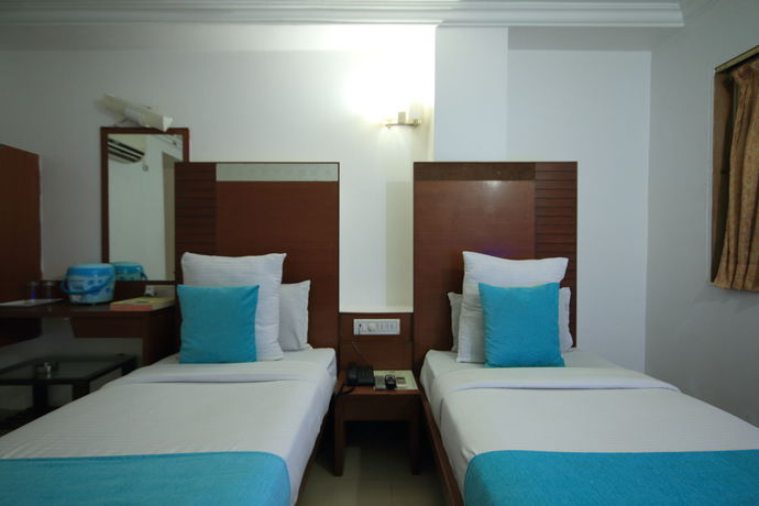 Imagen de la habitación del Hotel Kadamb Inn. Foto 5