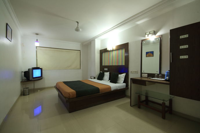 Imagen de la habitación del Hotel Kadamb Inn. Foto 12