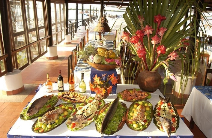 Imagen del bar/restaurante del Hotel Kadiandoumagne. Foto 3