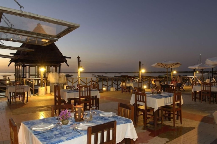 Imagen del bar/restaurante del Hotel Kadiandoumagne. Foto 6