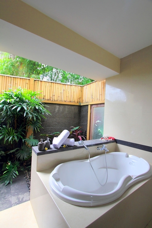Imagen de la habitación del Hotel Kadiga Villas Ubud. Foto 2