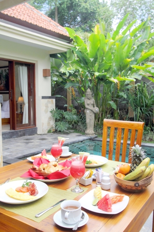 Imagen de la habitación del Hotel Kadiga Villas Ubud. Foto 6