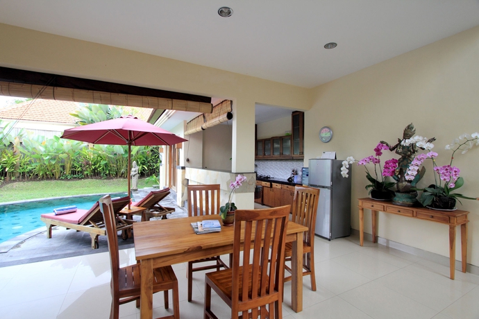 Imagen de la habitación del Hotel Kadiga Villas Ubud. Foto 10