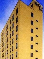 Imagen de los exteriores del Hotel Kadoma Public. Foto 4