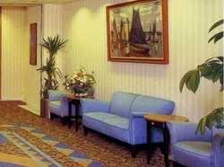 Imagen de los interiores del Hotel Kadoma Public. Foto 5