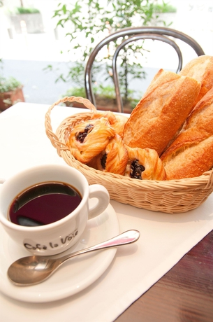 Imagen del bar/restaurante del Hotel Kadoya. Foto 7