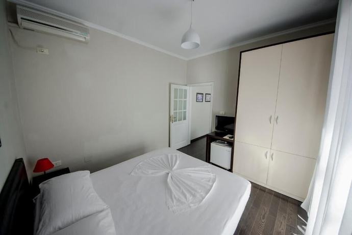 Imagen de la habitación del Hotel Kadrisa. Foto 8