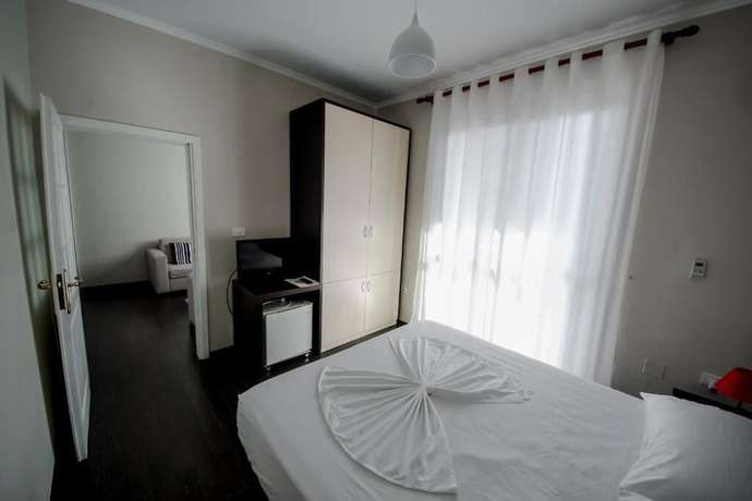 Imagen de la habitación del Hotel Kadrisa. Foto 10