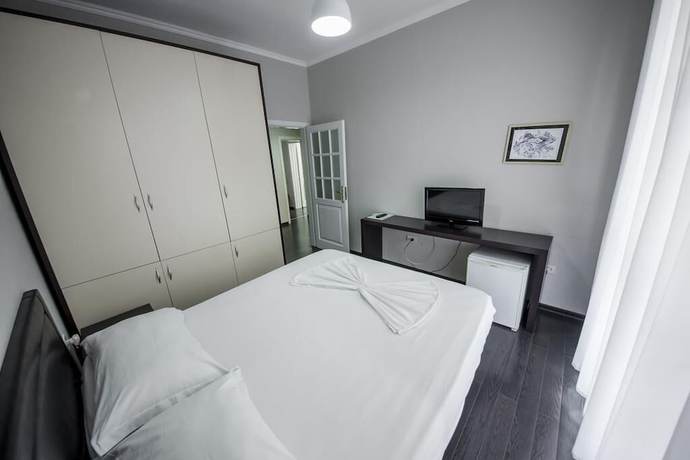 Imagen de la habitación del Hotel Kadrisa. Foto 13