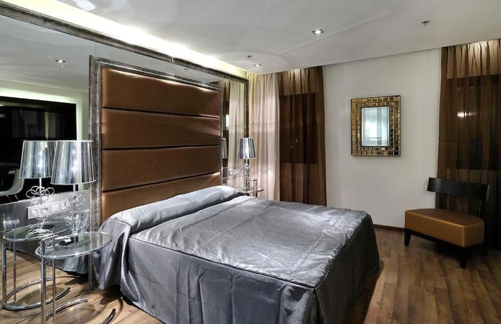 Imagen de la habitación del Hotel Kadrit, Cadrete. Foto 12