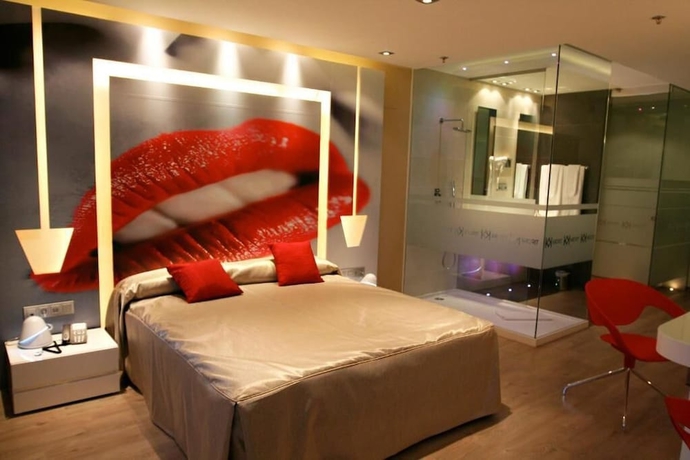 Imagen de la habitación del Hotel Kadrit, Cadrete. Foto 18